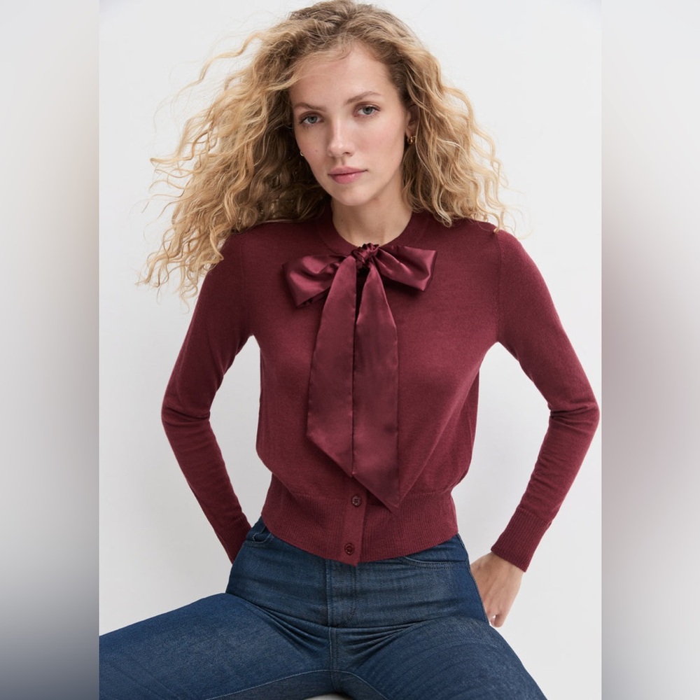 Favorite Daughter The Take A Bow Cardigan in Vino